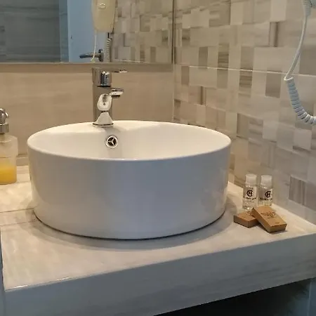 Maria Studios * Parikia (Paros)