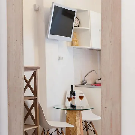 Maria Studios * Parikia (Paros)
